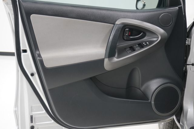 2012 Toyota RAV4 FWD 4dr I4 - 22928249 - 11