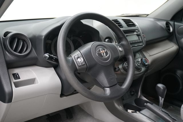 2012 Toyota RAV4 FWD 4dr I4 - 22928249 - 8