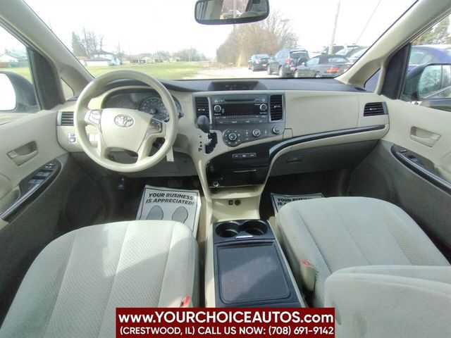 2012 Toyota Sienna LE Mobility 7 Passenger 4dr Mini Van - 22360732 - 41