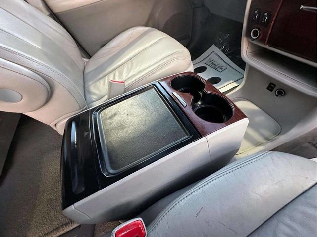 2012 Toyota Sienna Limited 7 Passenger 4dr Mini Van - 22937885 - 18