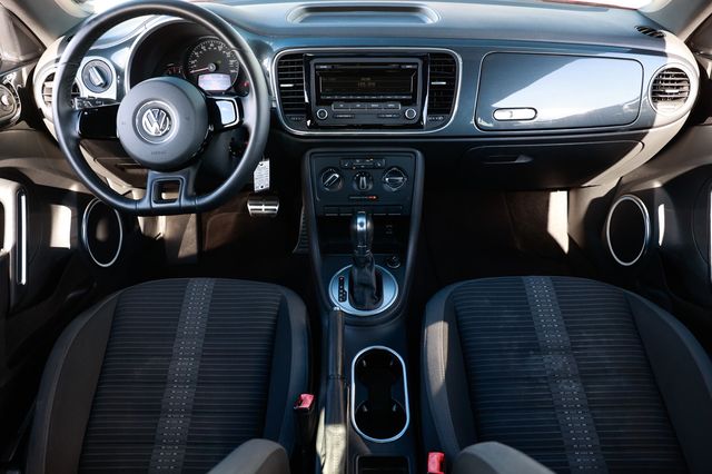 2012 Volkswagen Beetle 2dr Coupe 2.0T TSi - 22932296 - 1