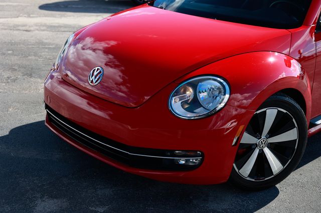 2012 Volkswagen Beetle 2dr Coupe 2.0T TSi - 22932296 - 23