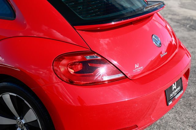 2012 Volkswagen Beetle 2dr Coupe 2.0T TSi - 22932296 - 26