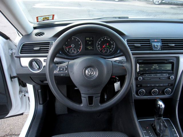 2012 Volkswagen Passat 4dr Sedan 2.5L Automatic S - 22328322 - 18