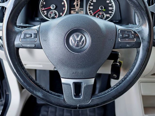 2012 Volkswagen Tiguan 4WD 4dr Automatic SE w/Sunroof & Nav - 22318629 - 12