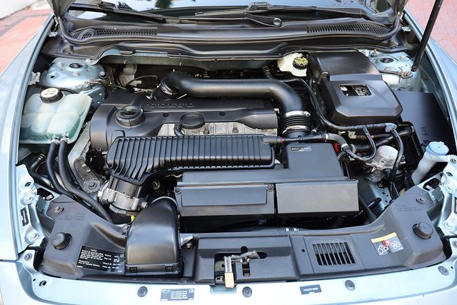 2012 Volvo C70 2dr Convertible T5 Platinum - 22939628 - 46