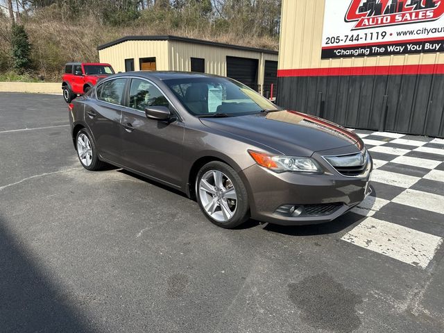 2013 Acura ILX Premium's photo