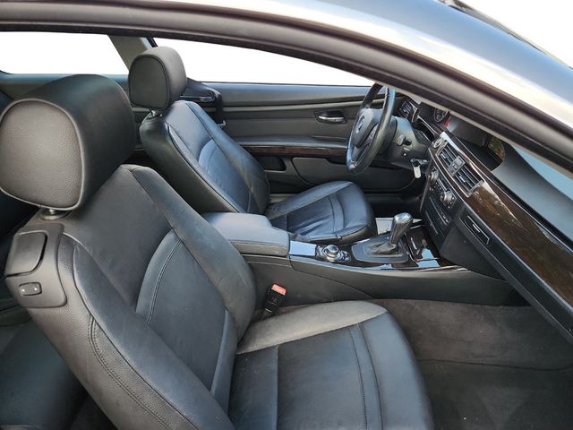 2013 BMW 3 Series 2dr 328i xDrive AWD with Premium Pkg, Dakota Leather Seats & Nav - 22935900 - 11