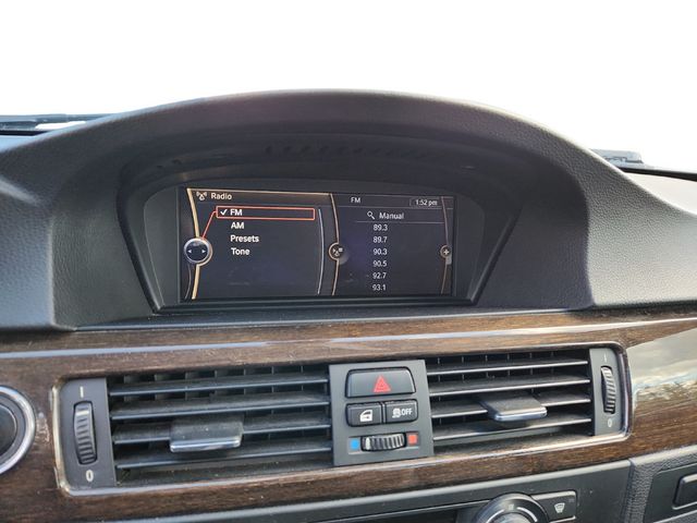 2013 BMW 3 Series 2dr 328i xDrive AWD with Premium Pkg, Dakota Leather Seats & Nav - 22935900 - 16