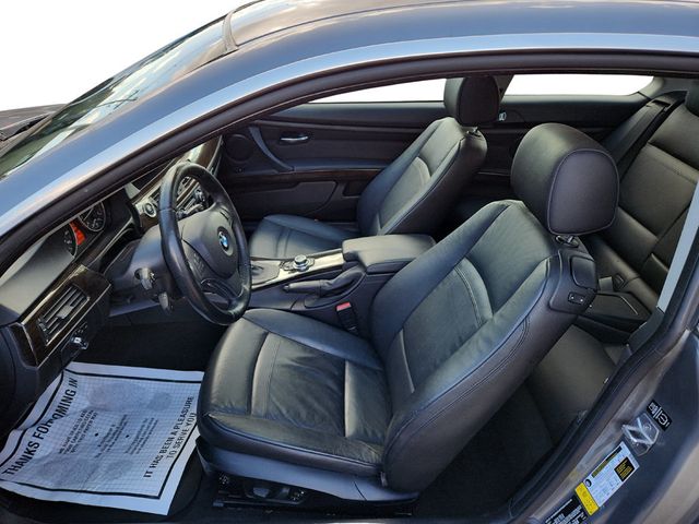 2013 BMW 3 Series 2dr 328i xDrive AWD with Premium Pkg, Dakota Leather Seats & Nav - 22935900 - 8