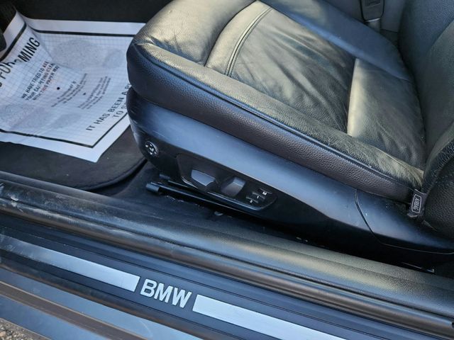 2013 BMW 3 Series 2dr Cpe 328i xDrive AWD w/Premium Pkg, Dakota Leather Seats, Nav - 22935900 - 22