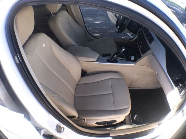 2013 BMW 3 Series 328i - 22933829 - 18