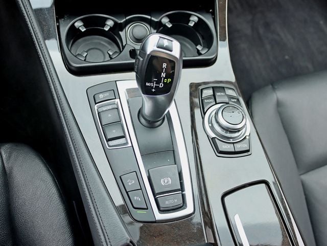 2013 BMW 5 Series 528i xDrive - 22861511 - 21