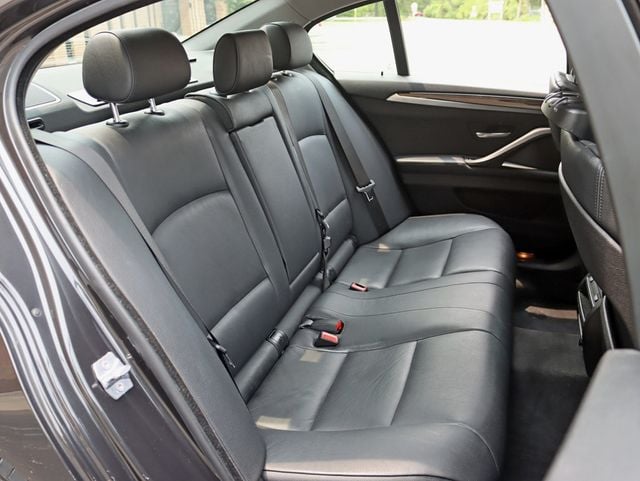2013 BMW 5 Series 528i xDrive - 22861511 - 25