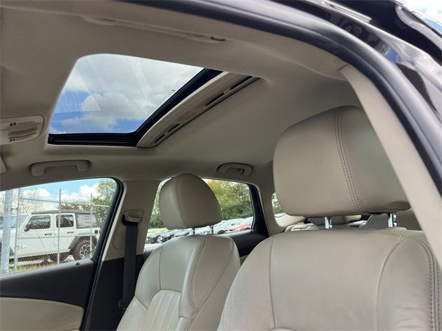 2013 Buick Verano 4dr Sedan Leather Group - 22937413 - 11
