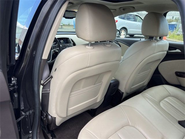 2013 Buick Verano 4dr Sedan Leather Group - 22937413 - 14