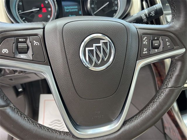 2013 Buick Verano 4dr Sedan Leather Group - 22937413 - 18