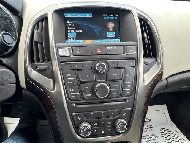 2013 Buick Verano 4dr Sedan Leather Group - 22937413 - 23