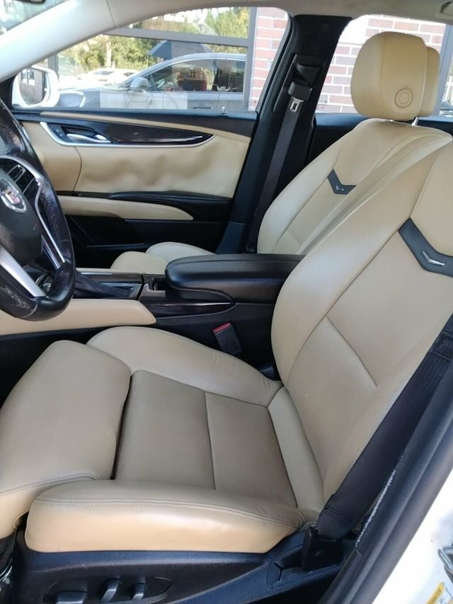 2013 Cadillac XTS 4dr Sedan Luxury FWD - 22937091 - 6