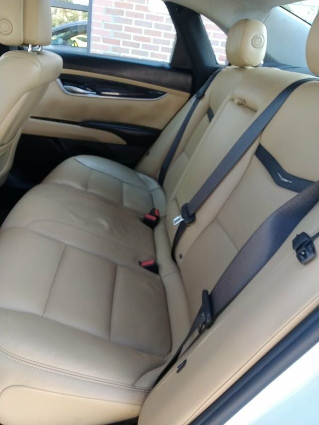 2013 Cadillac XTS 4dr Sedan Luxury FWD - 22937091 - 8