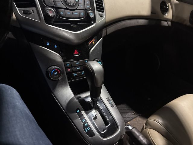 2013 Chevrolet CRUZE 4dr Sedan LTZ - 22939137 - 14