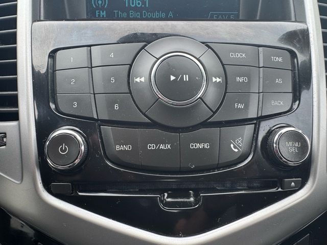 2013 Chevrolet Cruze LS - 22921783 - 17