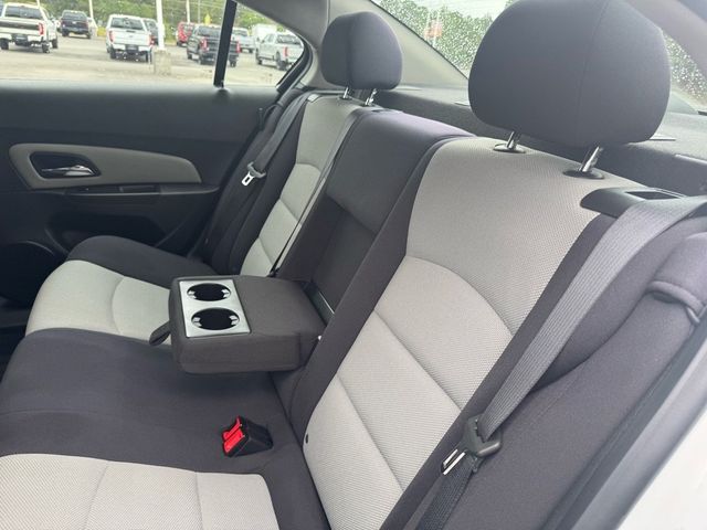 2013 Chevrolet Cruze LS - 22921783 - 23