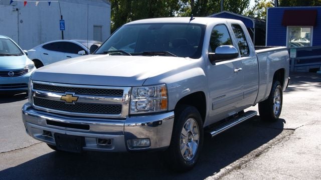 2013 Chevrolet Silverado 1500 JUST SERVICED, VERY CLEAN INSIDE AND OUT  - 22930629 - 1
