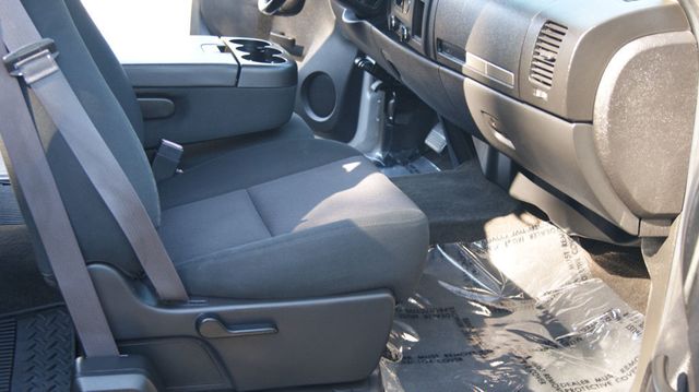 2013 Chevrolet Silverado 1500 JUST SERVICED, VERY CLEAN INSIDE AND OUT  - 22930629 - 32