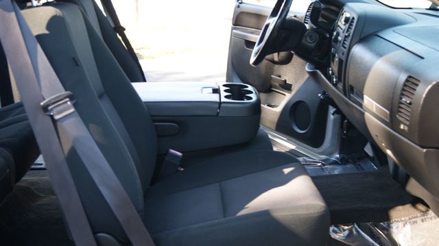 2013 Chevrolet Silverado 1500 JUST SERVICED, VERY CLEAN INSIDE AND OUT  - 22930629 - 34