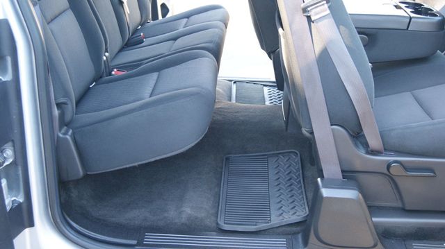 2013 Chevrolet Silverado 1500 JUST SERVICED, VERY CLEAN INSIDE AND OUT  - 22930629 - 37