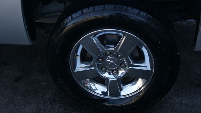 2013 Chevrolet Silverado 1500 JUST SERVICED, VERY CLEAN INSIDE AND OUT  - 22930629 - 51