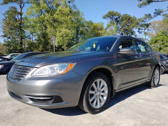2013 Chrysler 200 4dr Sedan Touring - 22381922 - 0