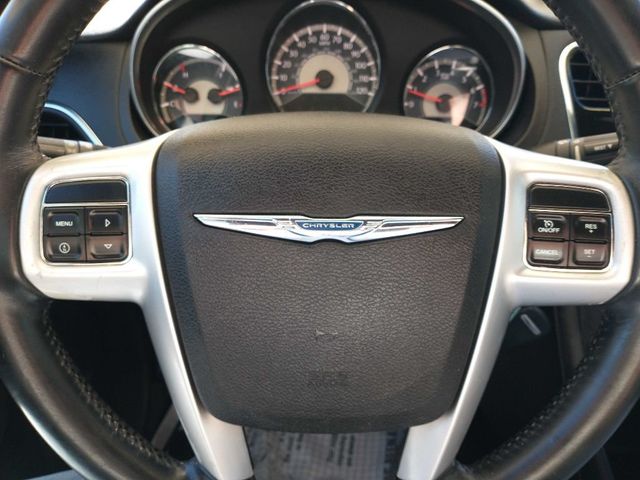 2013 Chrysler 200 4dr Sedan Touring - 22381922 - 12