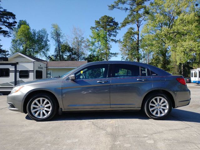 2013 Chrysler 200 4dr Sedan Touring - 22381922 - 1