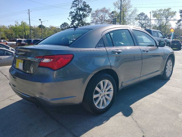 2013 Chrysler 200 4dr Sedan Touring - 22381922 - 4