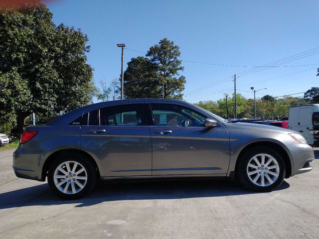 2013 Chrysler 200 4dr Sedan Touring - 22381922 - 5