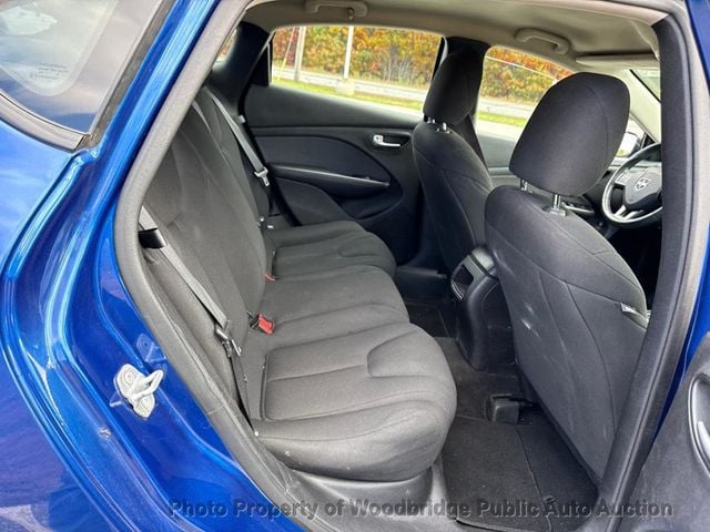 2013 Dodge Dart 4dr Sedan Aero - 22937358 - 9