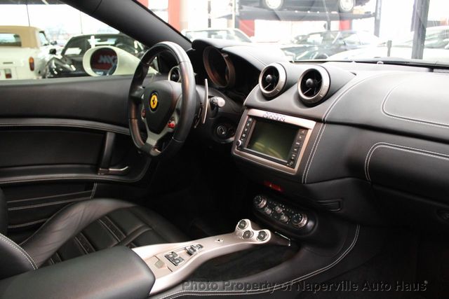 2013 Ferrari California 2dr Convertible - 22329967 - 59