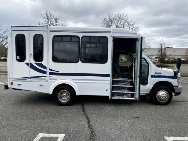 2013 Ford E350 Non-CDL Wheelchair Shuttle Bus For Sale For Adults Seniors Church Medical Transport Handicapped - 22273735 - 13