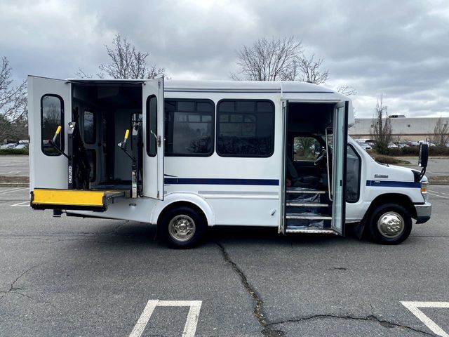 2013 Ford E350 Non-CDL Wheelchair Shuttle Bus For Sale For Adults Seniors Church Medical Transport Handicapped - 22273735 - 14