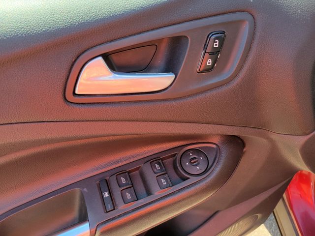 2013 Ford Escape SE Sport Utility 4D - 22932914 - 25