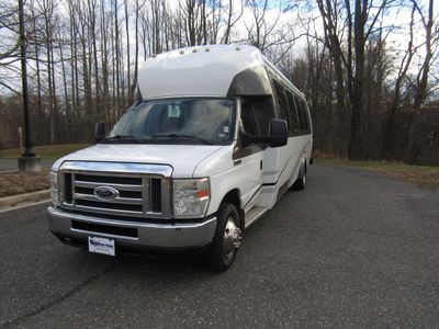 2013 Ford E-450 Ameritrans 285 - 1FDXE4FS2DDA38940