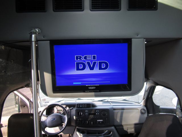 2013 Ford E-450 Ameritrans 285 Rooftop Touring Windows - 22894201 - 26
