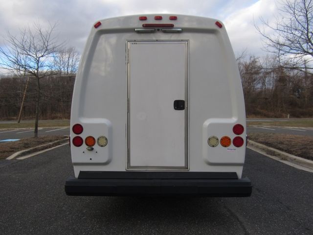 2013 Ford E-450 Ameritrans 285 Rooftop Touring Windows - 22894201 - 5