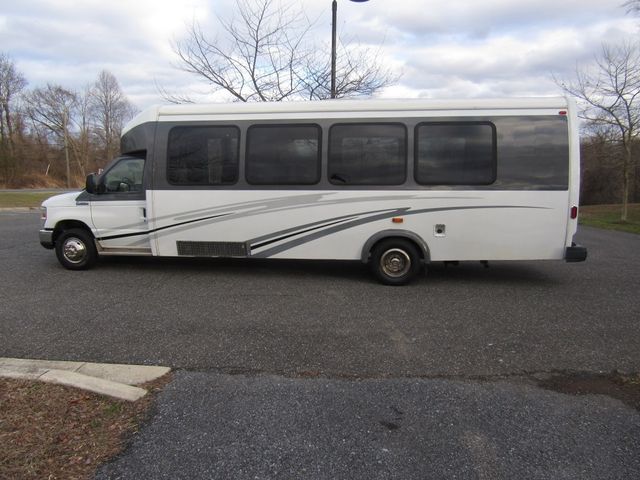2013 Ford E-450 Ameritrans 285 Rooftop Touring Windows - 22894201 - 8
