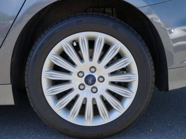 2013 Ford Fusion 4dr Sdn SE Hybrid FWD - 11960089 - 18