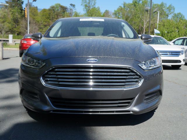 2013 Ford Fusion 4dr Sdn SE Hybrid FWD - 11960089 - 19