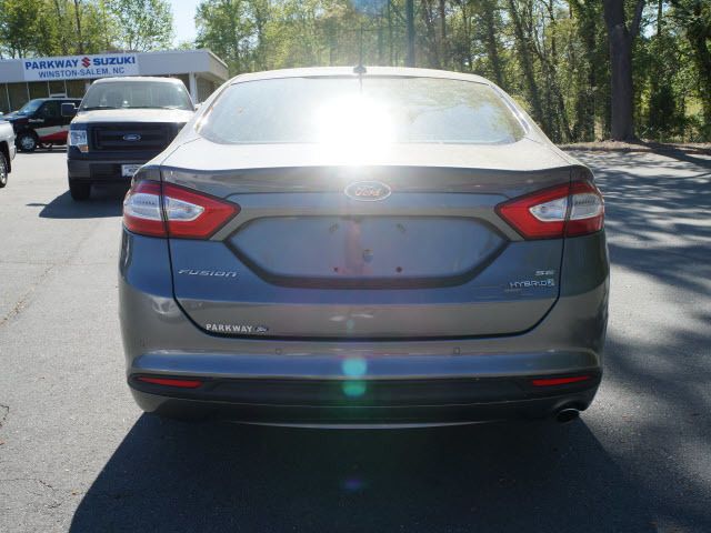 2013 Ford Fusion 4dr Sdn SE Hybrid FWD - 11960089 - 20