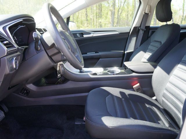 2013 Ford Fusion 4dr Sdn SE Hybrid FWD - 11960089 - 4